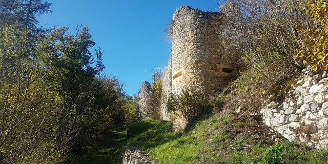 Chateau De Coly Mairie 2