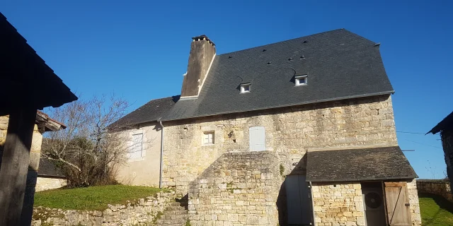 Chateau De Coly Mairiedecoly Saint Amand 1