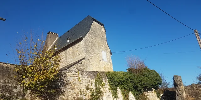 Chateau De Coly Mairiedecoly Saint Amand 3