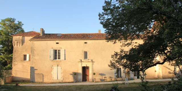 Chateau De La Combe