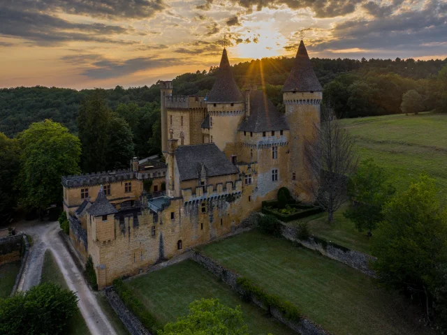 Dji 0545 Chateau De Puymartin@declicdecolle