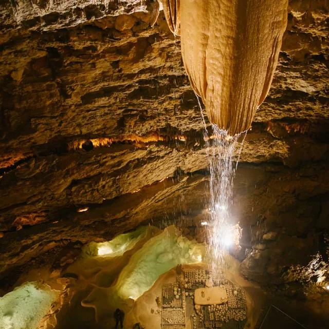 Gouffre de Proumeyssac à Audrix